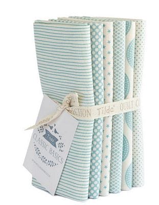 Tilda Basic Classics Fat Quarter Bundle – Light Blue