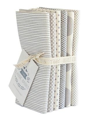 Tilda Basic Classics Fat Quarter Bundle – Grey