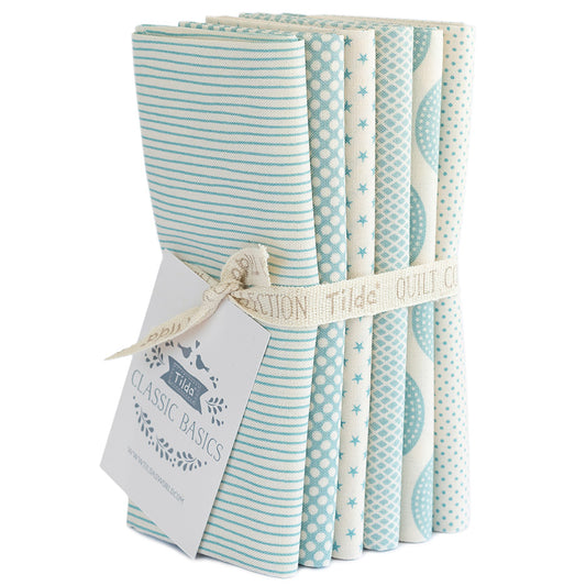 Tilda Basic Classics Fat Quarter Bundle – Light Blue