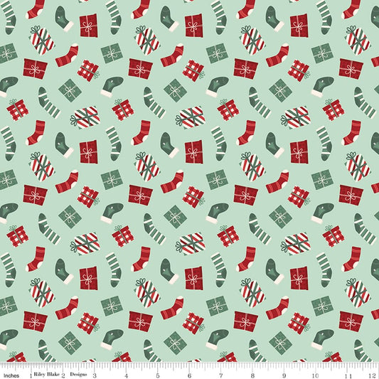Evergreen Wishes Stockings & Gifts Mint