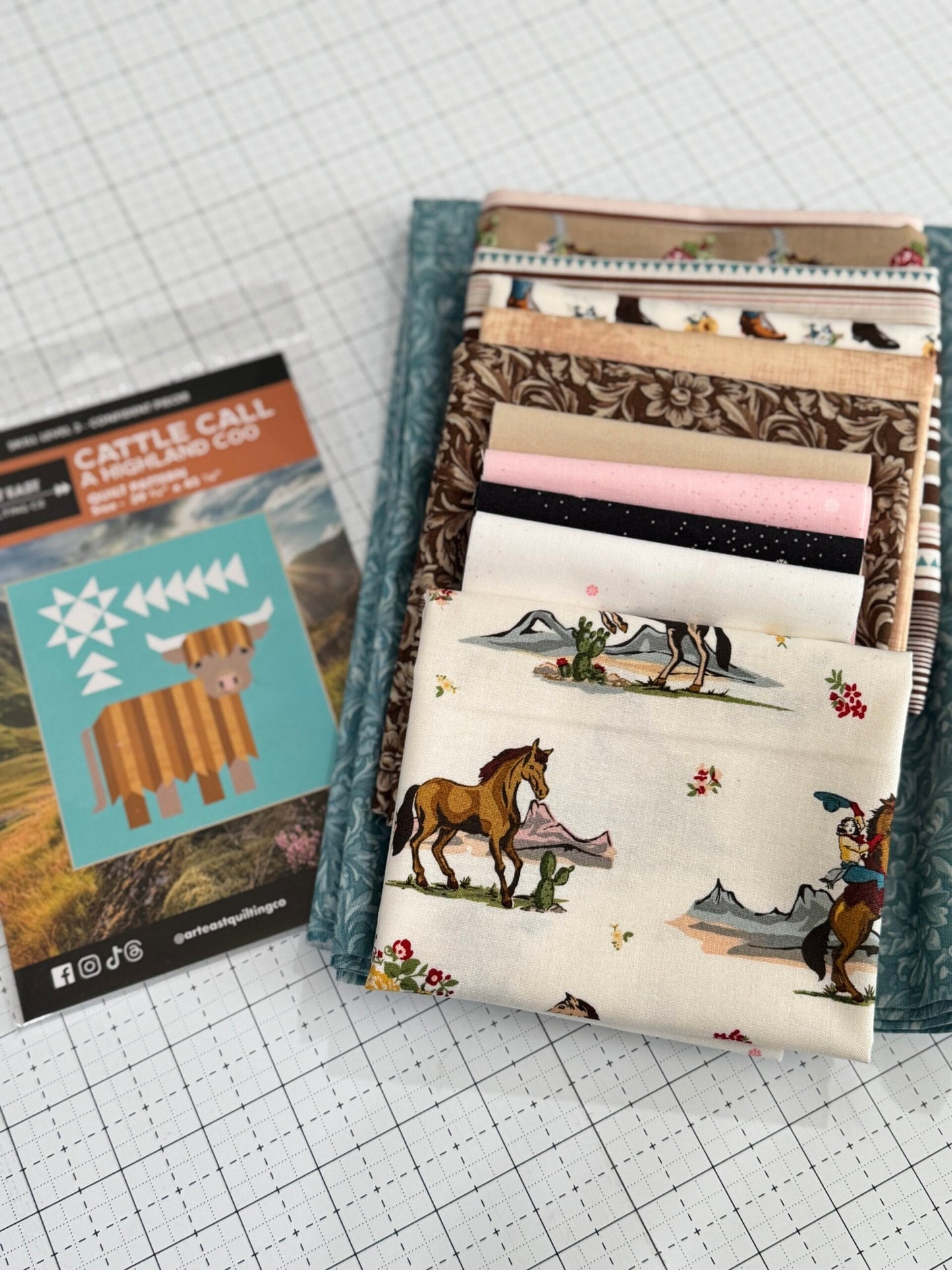 Cattle Call Quilt Kit – Cowgirl Fabric Collection by Echo Park