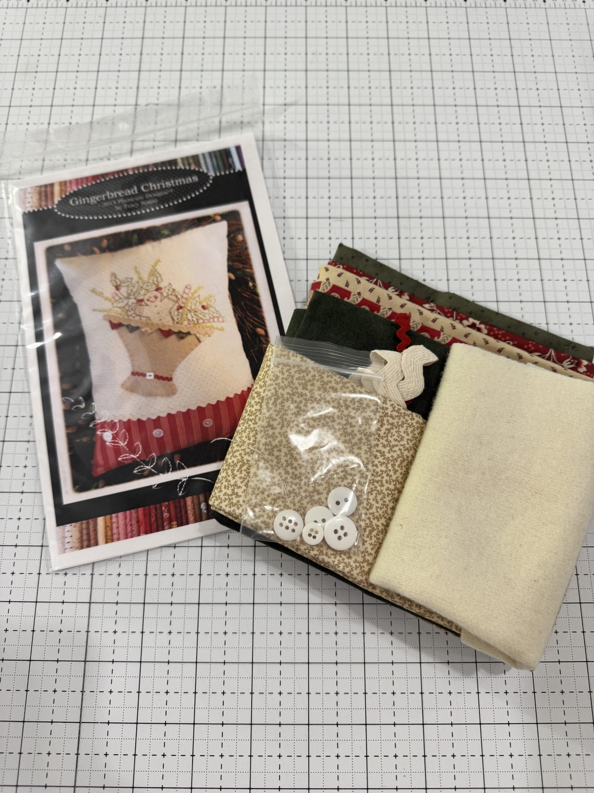 Gingerbread Christmas Pillow Kit – Plumcute