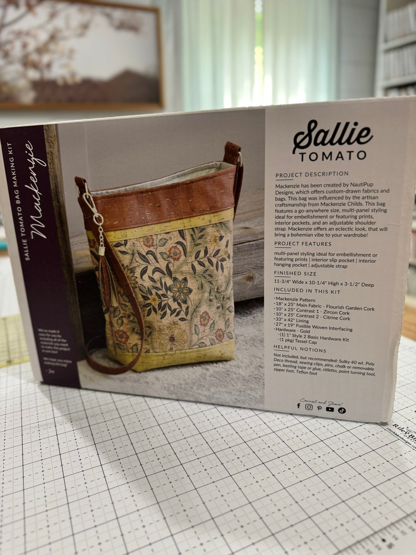 Sallie Tomato Mackenzie Bag Making Kit