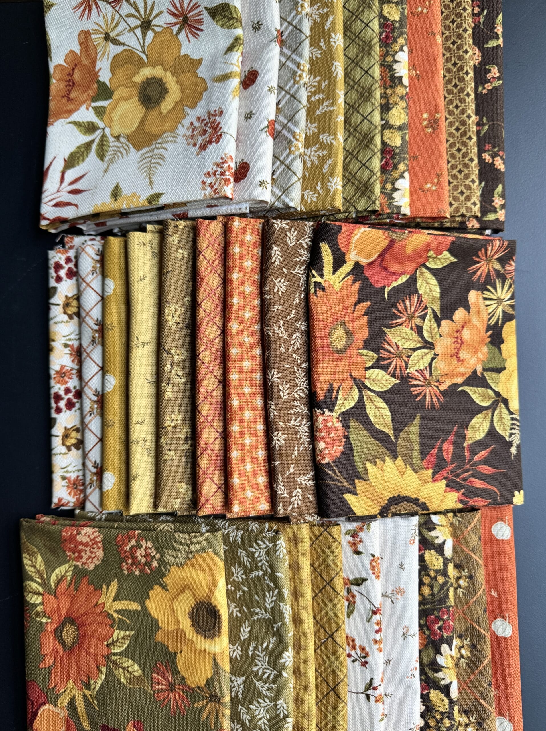 Bountiful Petite Fat Quarter Bundle