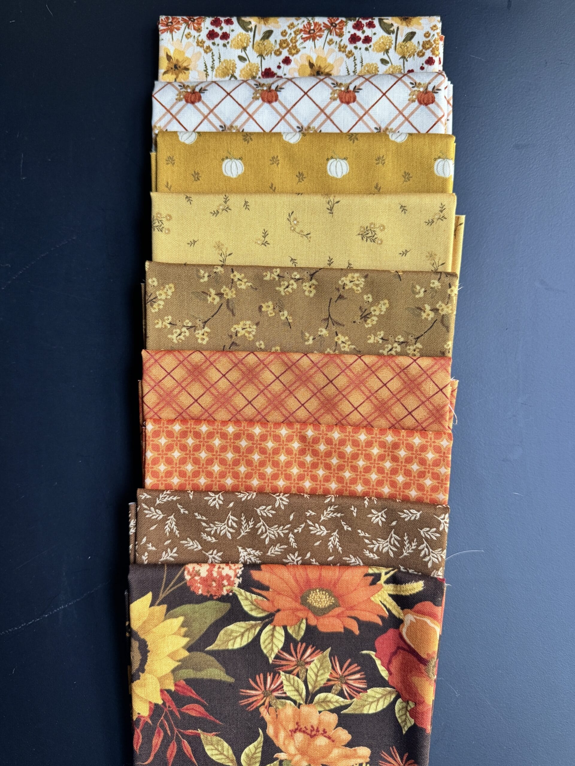 Bountiful Petite Fat Quarter Bundle