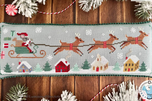 Mousecapades 7: Happy Christmas!