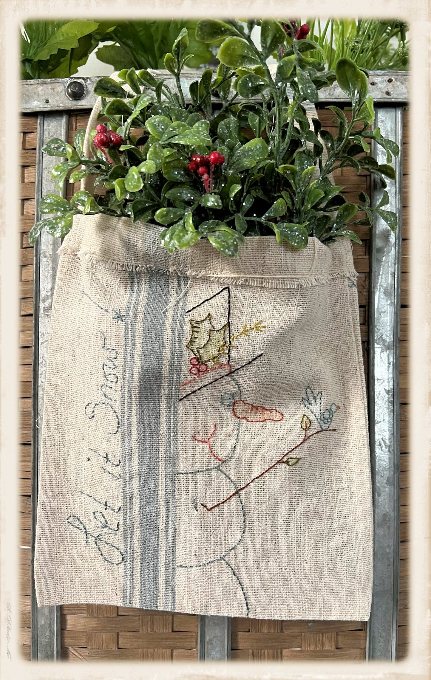 Let It Snow Door Hanger Embroidery Kit – Plumcute Designs